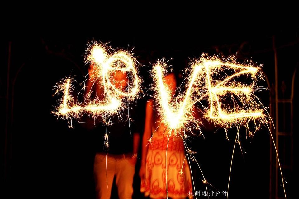 『浪费了n根仙女棒，终于悄悄告白……』