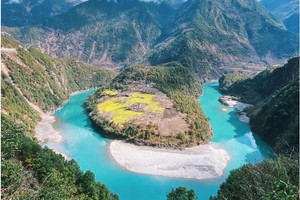 『出发，丙察察』3.17-27 最后的丙察察自驾，从云南到西藏，林芝桃花节，四人成团