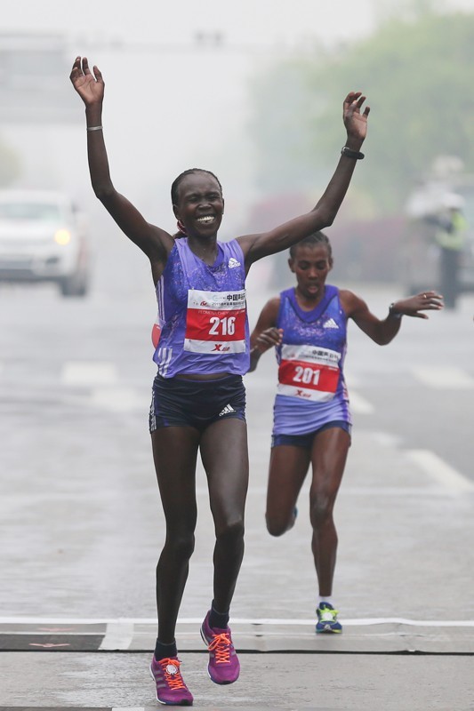 2015扬州鉴真国际半程马拉松