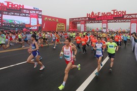 2015扬州鉴真国际半程马拉松