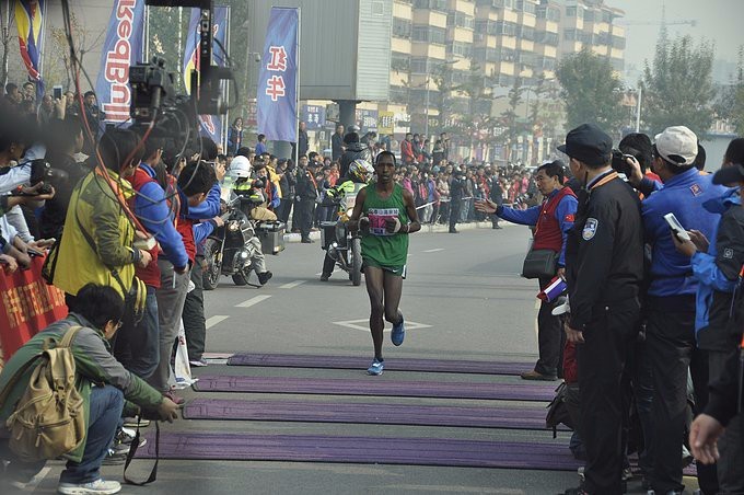 泰山国际马拉松赛