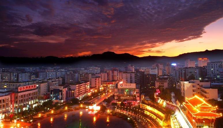 八中国际马拉松