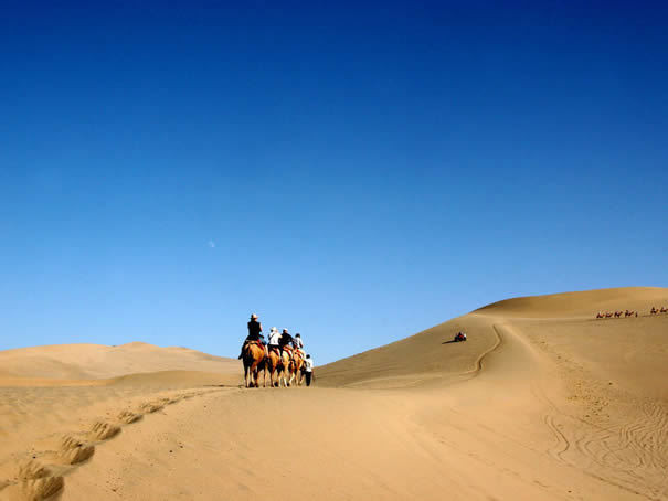 敦煌国际马拉松赛