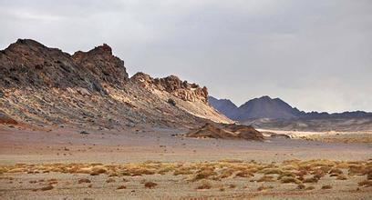 酒泉国际戈壁超级马拉松赛
