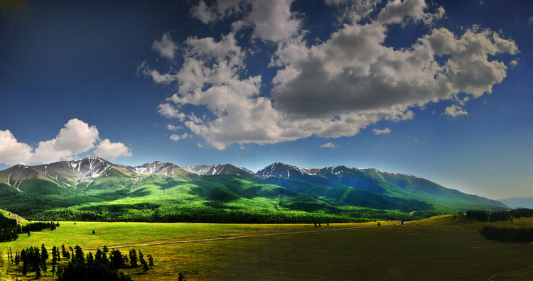 丝绸之路国际马拉松赛-伊犁唐布拉赛段