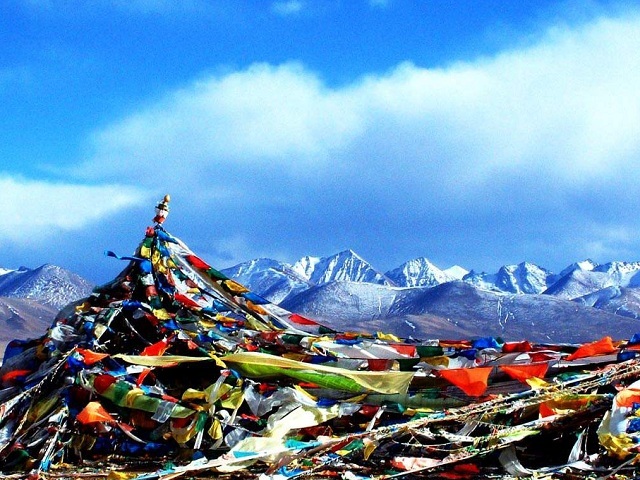 2015拉萨国际半程马拉松