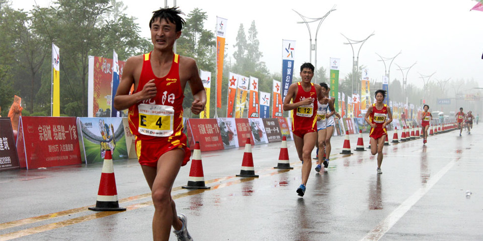 丹东鸭绿江国际马拉松赛