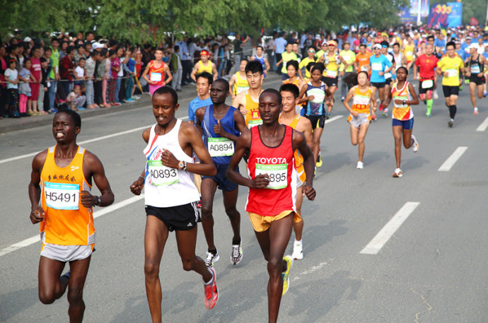 张家口康保草原国际马拉松赛
