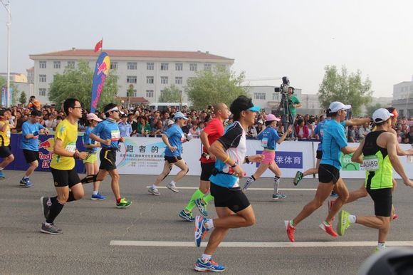 张家口康保草原国际马拉松赛