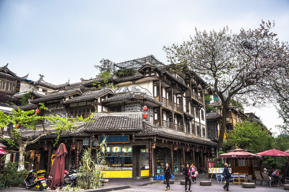 成都•都江堰双遗马拉松赛