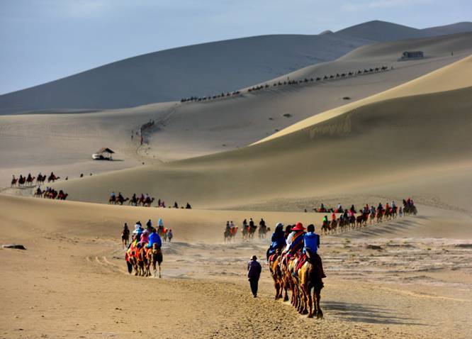 敦煌丝绸之路国际友好马拉松赛