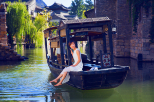 【自驾团建】长城脚下星空小镇 雾灵湖上游船