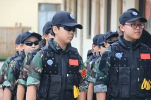 俄联邦 · 阿尔法10.2/6青少年实弹（7气动）枪械战术射击实训