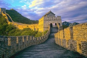 八达岭长城【晚出发B】10点八达岭一地，北京八达岭长城一日游，去八达岭长城（鸟巢水立方散团）