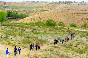 清明3天｜萨拉乌苏徒步｜河套文化蜿蜒峡谷の公格沟丹霞地貌徒步-涝利海徒步-榆林夜景
