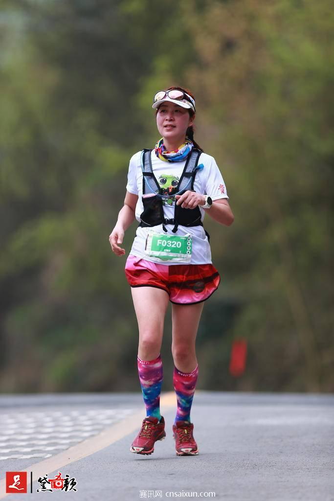 -qMHN8WvFE_PHYOaK_JucWaZnn3wvFZyHWALFuJ6w1tNET3URtU0mNSdT4dFq5Ve