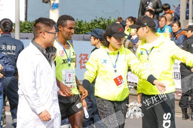 2017重庆国际马拉松赛全程冠军揭晓