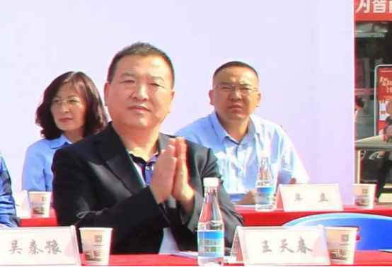 西安市第四届业余乒乓球公开赛在北三环大明宫盛大开幕