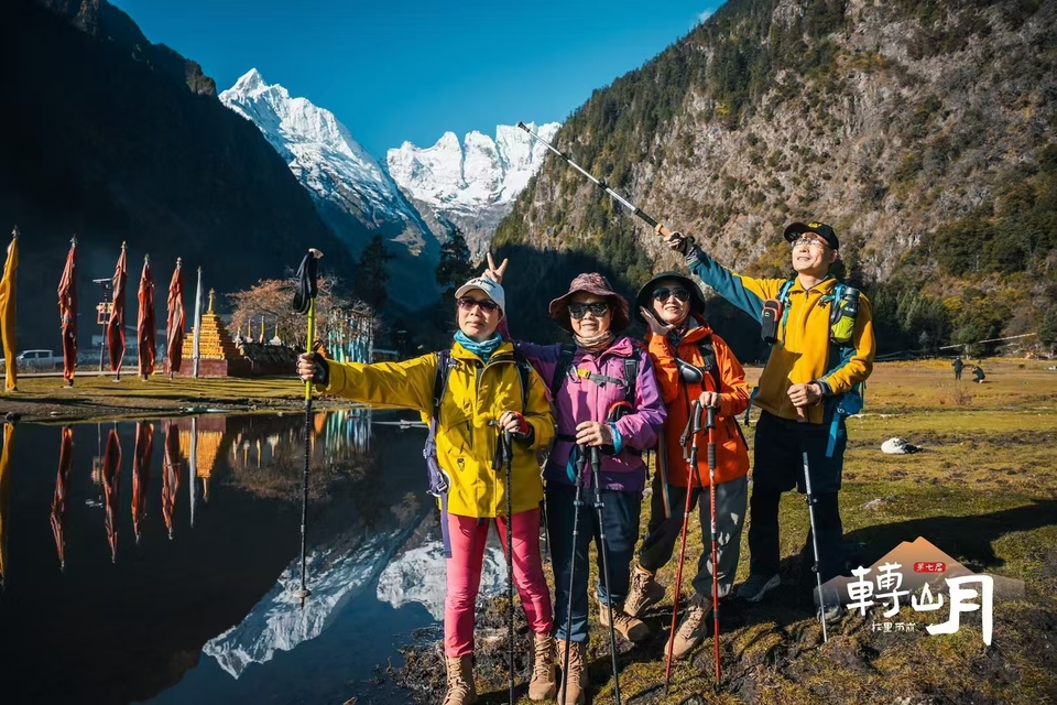 9d4f7e155b6b9a4c70fb2998e28c712