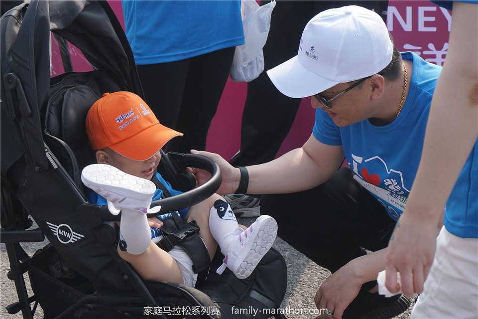 第二届上海市家庭马拉松 (70)