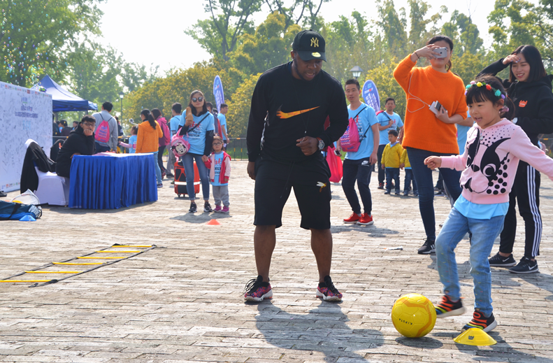 2018家庭马拉松系列赛苏州太湖园博园站 (3)