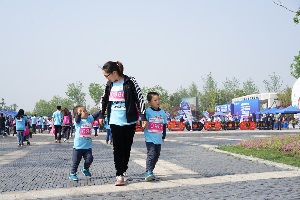 2018家庭马拉松系列赛苏州太湖园博园站 (4)
