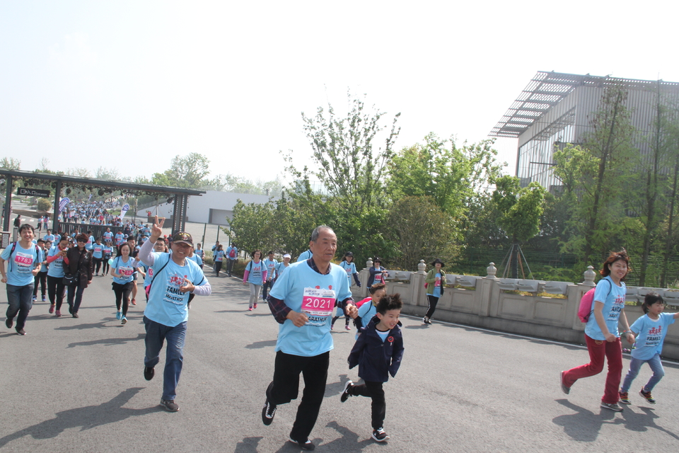 2018家庭马拉松系列赛苏中太湖园博园站 (64)