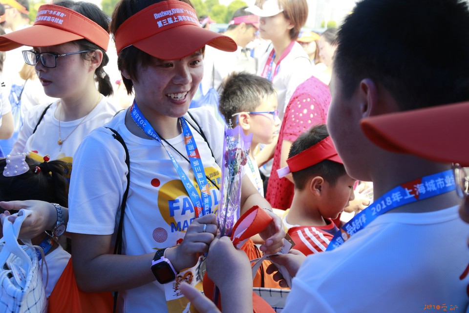2018家庭马拉松上海顾村公园站