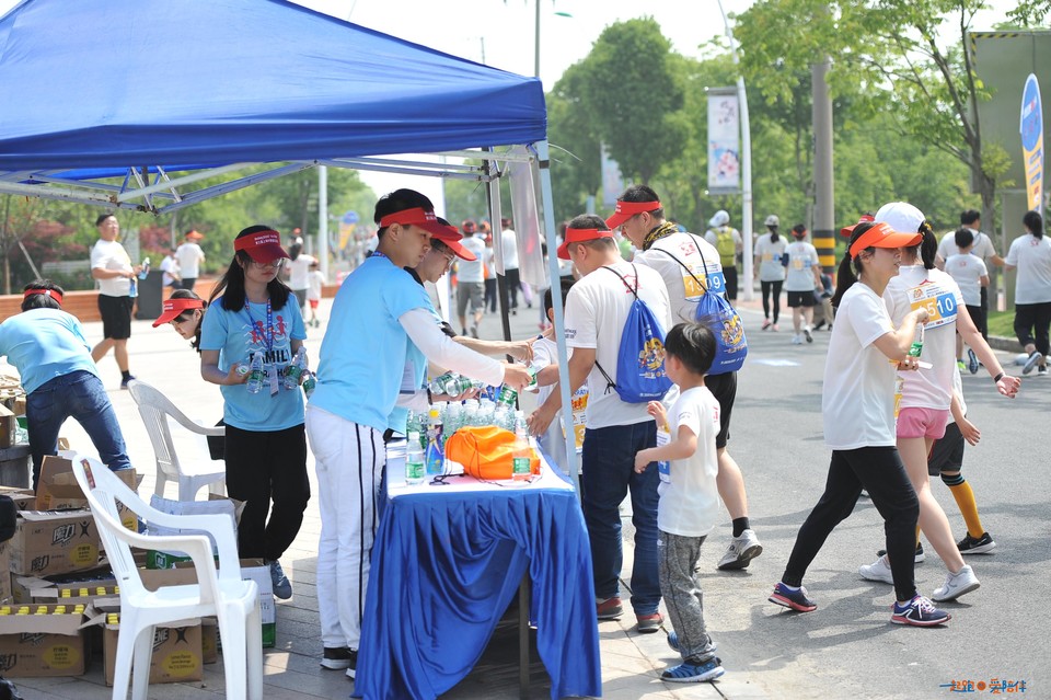2018家庭马拉松上海顾村公园站