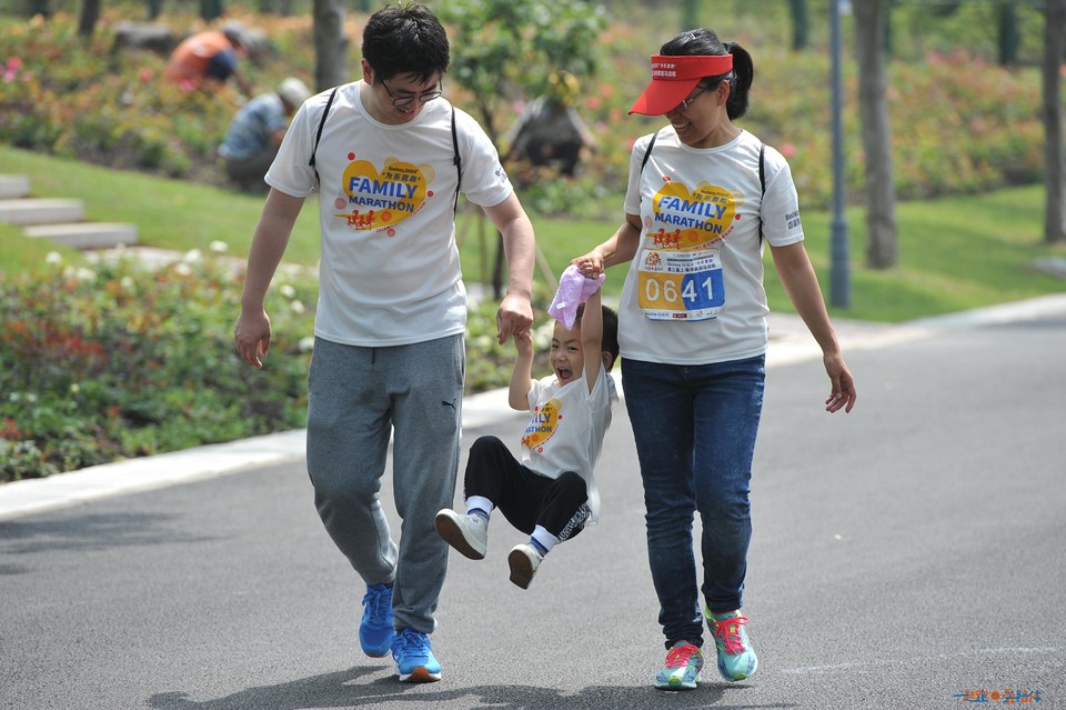 2018家庭马拉松上海顾村公园站