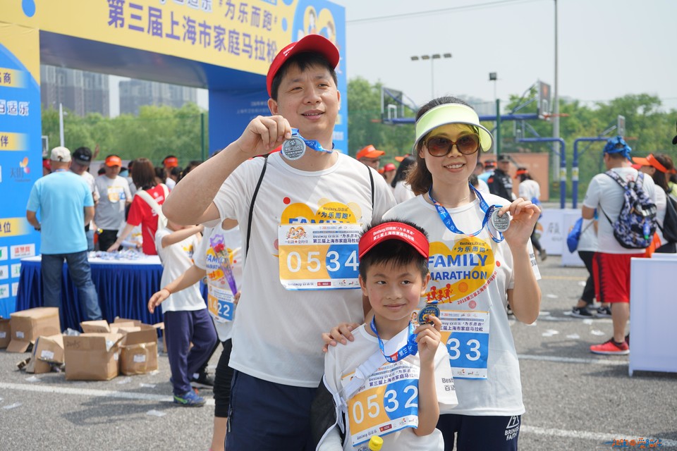 2018家庭马拉松上海顾村公园站