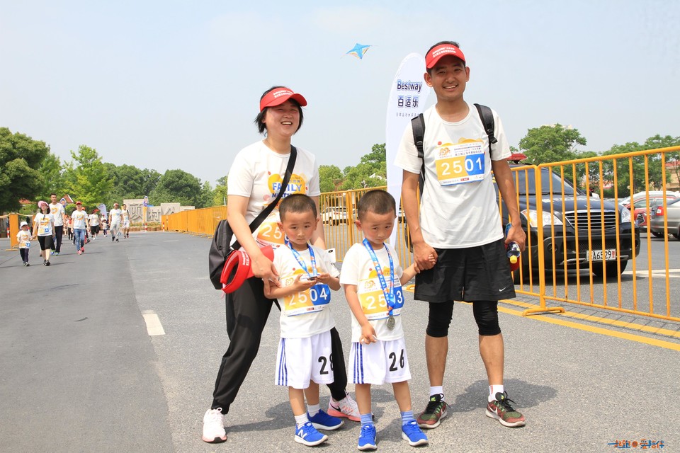 2018家庭马拉松上海顾村公园站