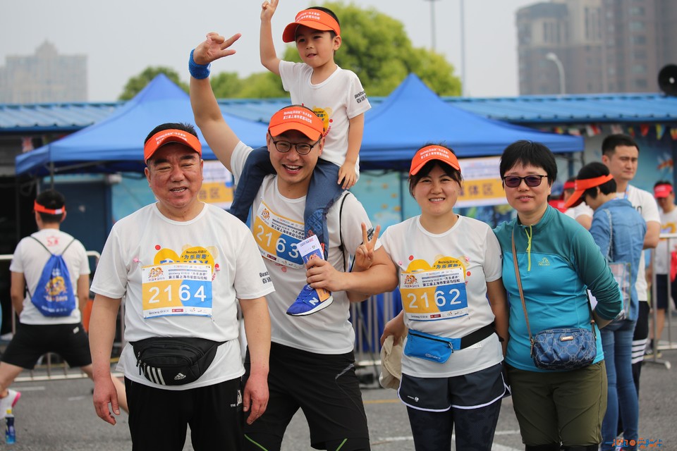 2018家庭马拉松上海顾村公园站