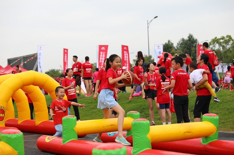 上海国际旅游度假区站