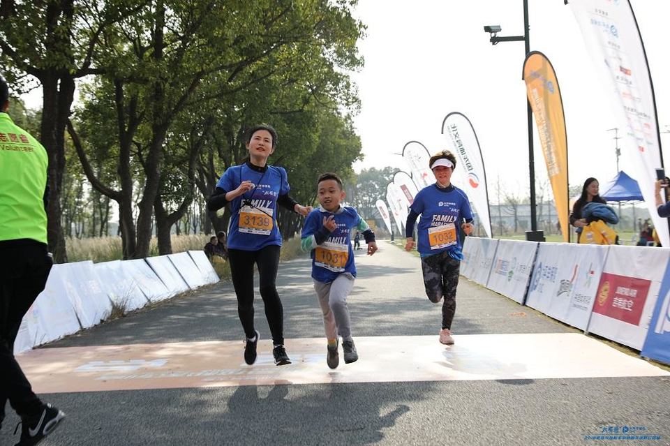 “太有爱”太平洋保险2018家庭马拉松 -上海嘉北郊野公园站