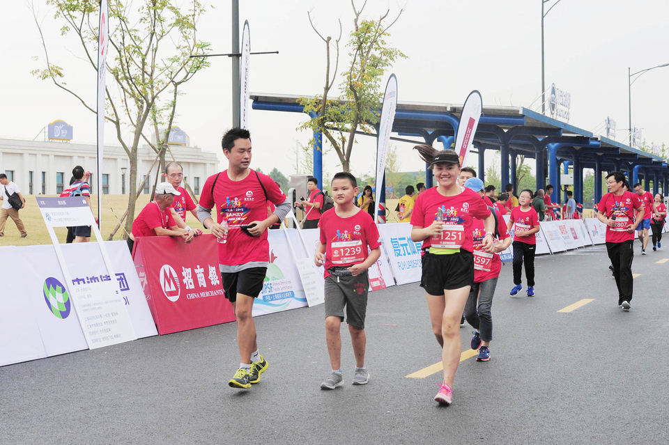 上海国际旅游度假区站42