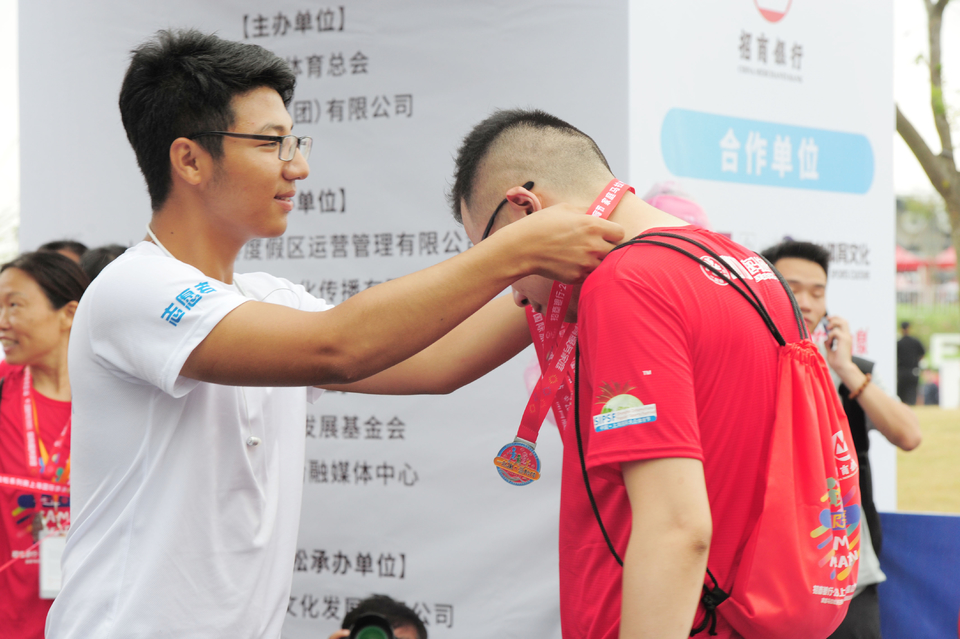 上海国际旅游度假区站43