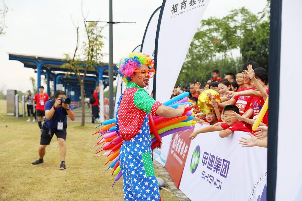 上海国际旅游度假区站57