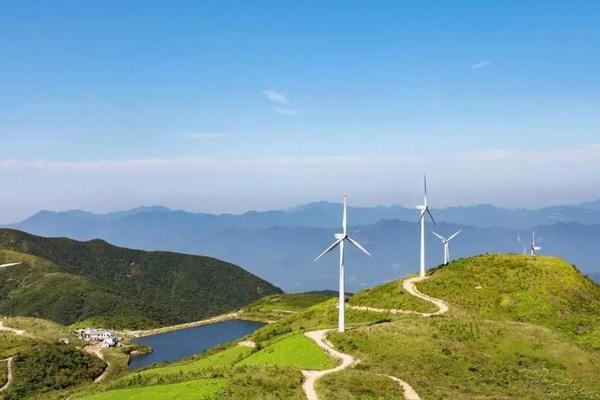 赏秋东白山】11月1日东百山徒步，看东白山的秋色
