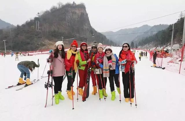 十堰首家滑雪场开业啦！不仅设施丰富还有各种精彩活动等你来！