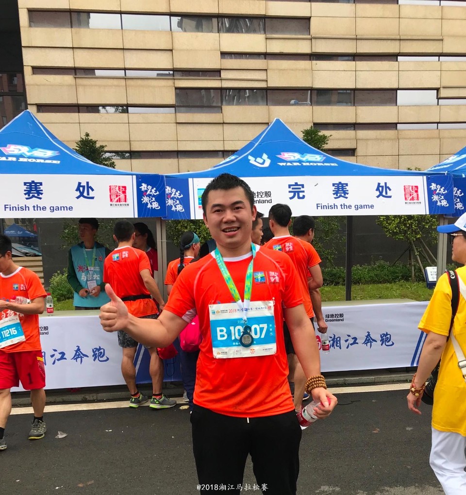 DFD08F23-12F8-4DB0-976F-436E7B53DBDC