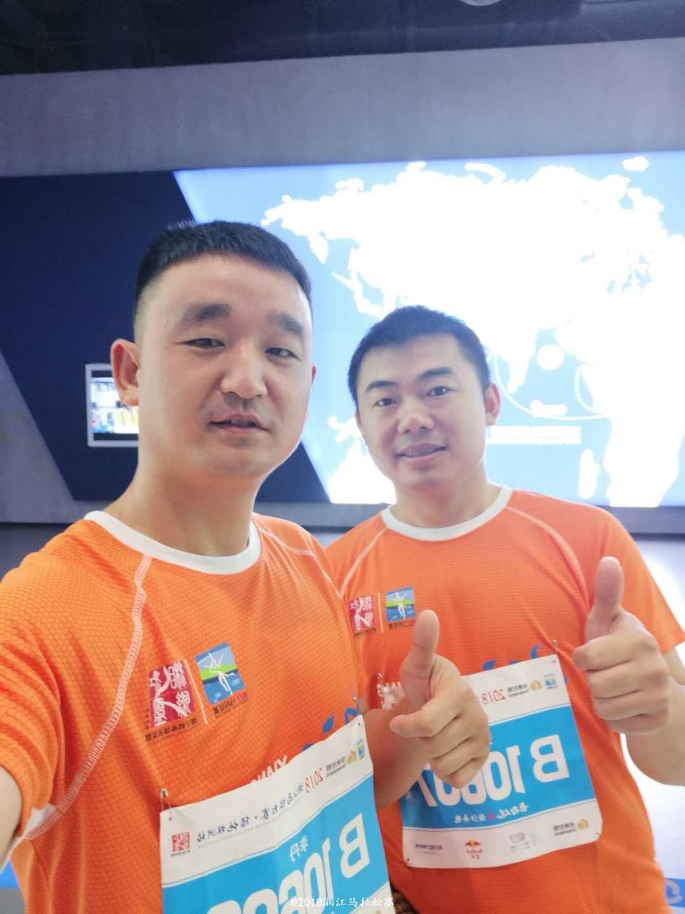 16E2DFB6-EA96-4C64-8C69-BE3E1A5A0F2E