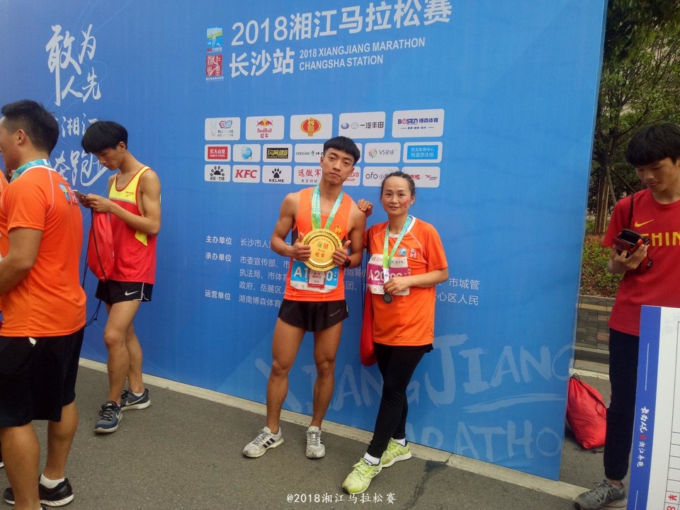 C64F3301-445E-446A-AC15-C747768AAF96-56435-0000339BE084CD5D_tmp