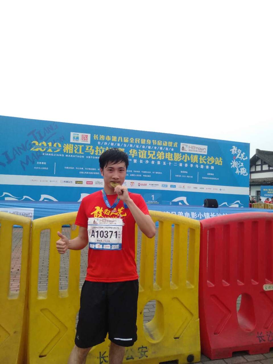 IJxF-53e8KV8bE1yqoNhjZfDmTPH1iV7GL3lB92gQEicZL7NoYSnaVrbmoiIUVU0