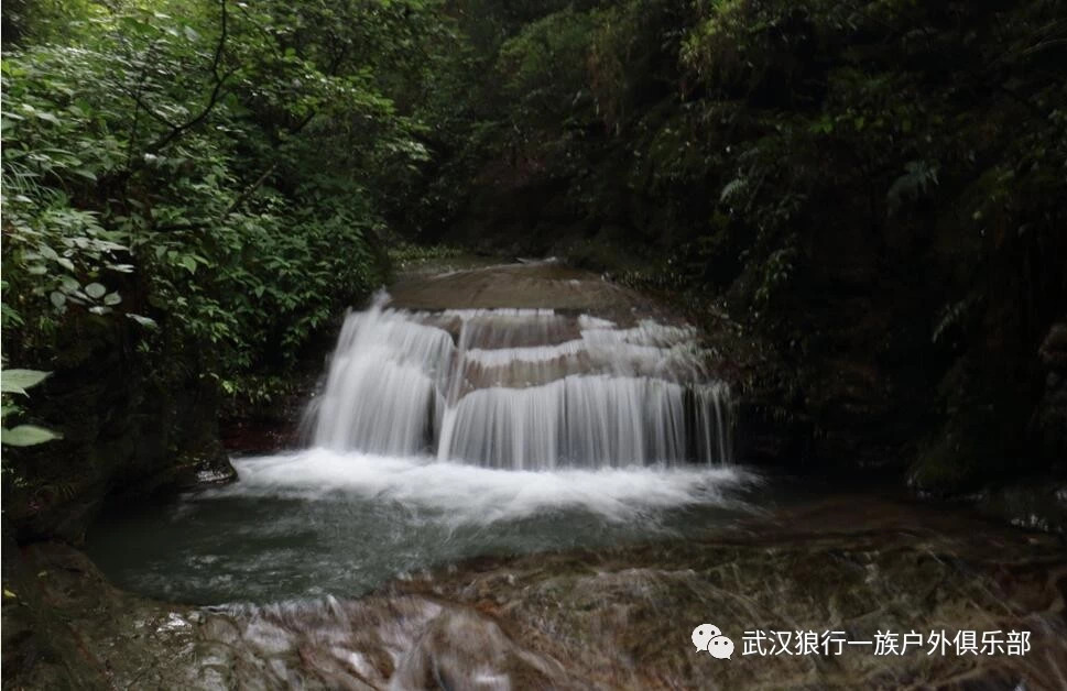 大泉沟位于湖北省大冶市陈贵镇南山北麓,面积约28平方公里,最高峰