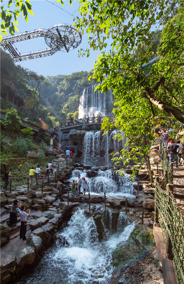 古龙峡vs黄腾峡,入住银盏温泉酒店2日游