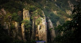 下施峡谷攀岩场