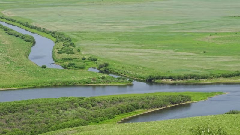 呼伦贝尔草原之纵横交错的河流