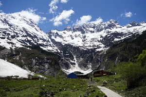 徒步：《雨崩+虎跳峡高路》6天5晚
