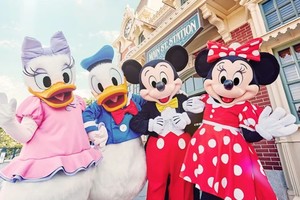 纯玩香港观光+迪士尼两天两日游（每天发团，住四钻酒店，含部分餐、周六加50）